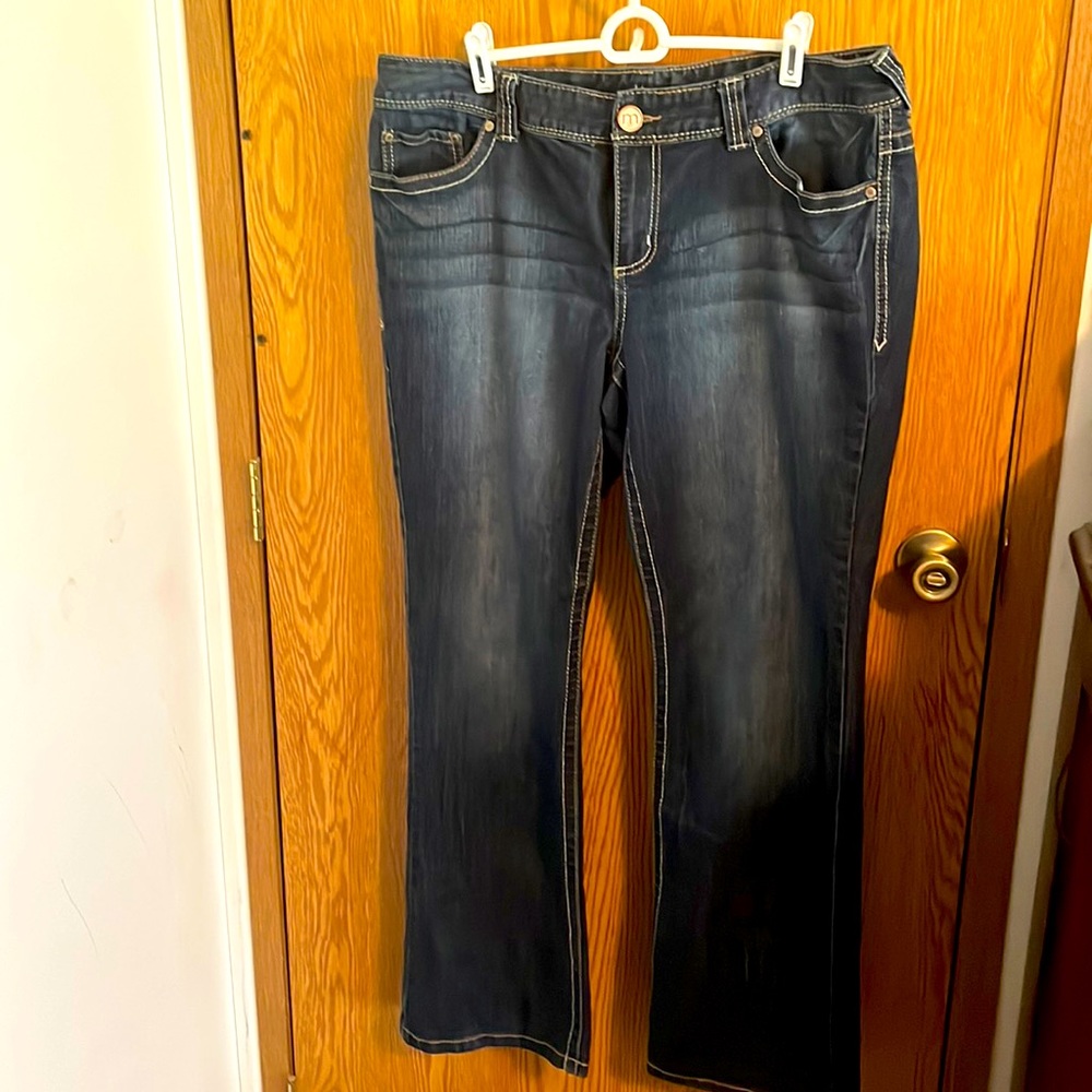 Maurices boot cut jeans